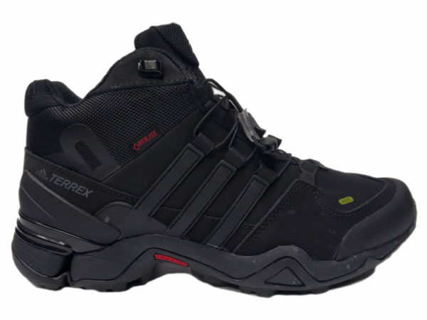 Adidas Terrex Traxion Mid на меху черные (40-46)