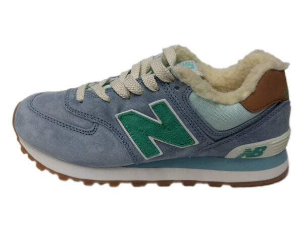 Голубые кроссовки New Balance