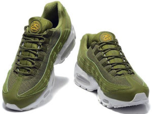 Nike Air Max 95 x Stussy зеленые с белым