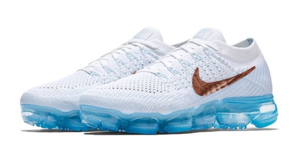 Nike Air VaporMax Flyknit белые с голубым 35-40