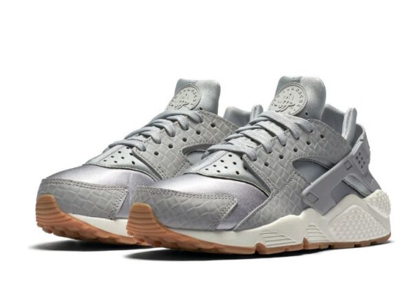 Nike Air Huarache Premium Grey серые (35-39)