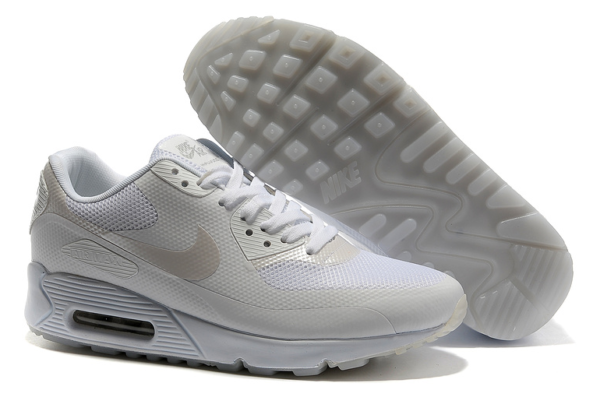 Nike Air Max 90 Hyperfuse белые (41-45)