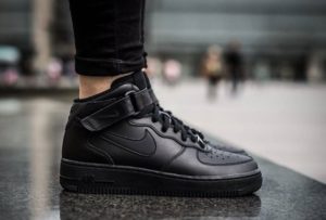 Кроссовки Nike Air Force 1 черные (35-45)