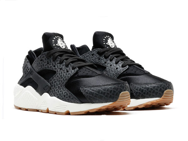 Nike Air Huarache Run Premium черные женские (35-40)