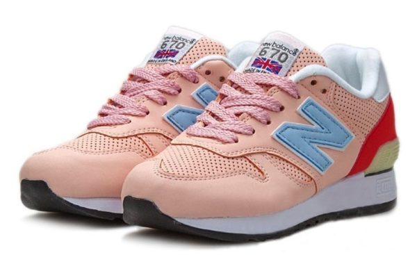 Женские кроссовки New Balance 670