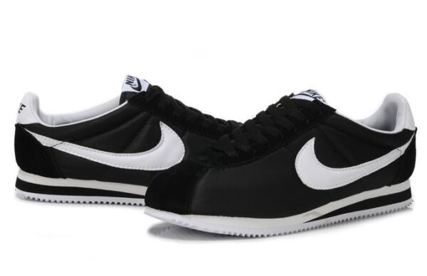 Nike Cortez черно-белые (40-45)