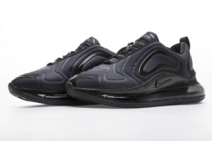 Nike Air Max 720 black (35-39)