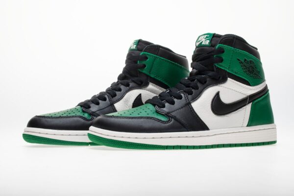 Nike Air Jordan 1 Green Pine бело-зелено-черные кожаные мужские-женские (35-45)