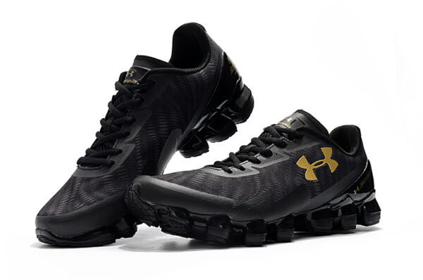 Under Armour Scorpio черно-серые с золотым мужские (40-45)