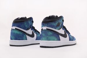 Nike Air Jordan 1 Retro High og Tie-Dye сине-бело-черные (35-44)