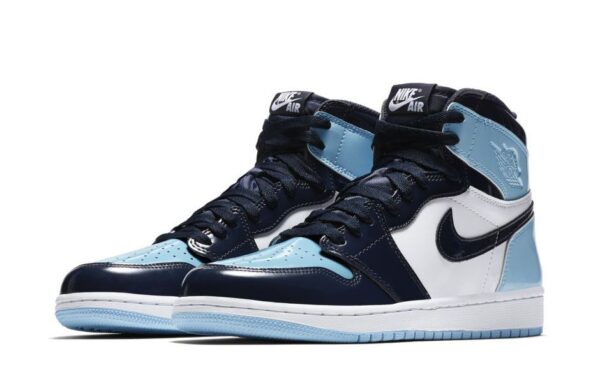 Nike Air Jordan 1 Blue Chill сине-бело-голубые кожаные мужские-женские (35-44)