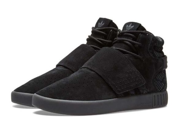 Зимние Adidas Tubular Invader Strap с мехом черные замшевые мужские (40-44)