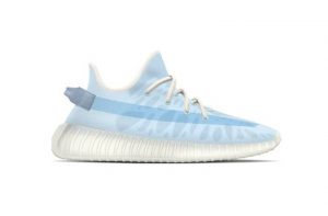 Adidas Yeezy Boost 350 V2 Mono Ice голубые женские (35-39)