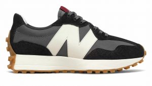 New Balance 327 черные с белым замшевые мужские-женские (35-44)