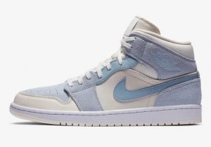 Nike Air Jordan 1 Mid Celestine Blue светло-голубые с бежевым кожаные женские (35-39)