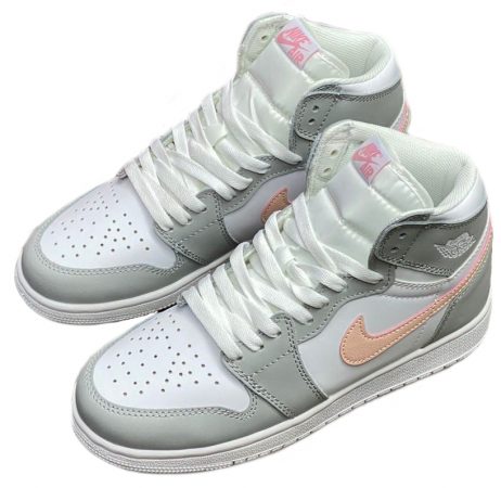 Nike Air Jordan 1 Retro High Grey светло-серые с белым и розовым кожаные женские (35-39)