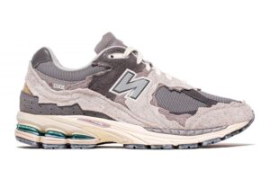 New Balance 2002R Protection Pack 'Rain Cloud' серые хаки замшевые с сеткой мужские (40-44)